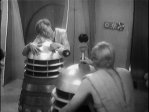 The thrals concentrate on their close-range game in their attack on the daleks, good tactics.