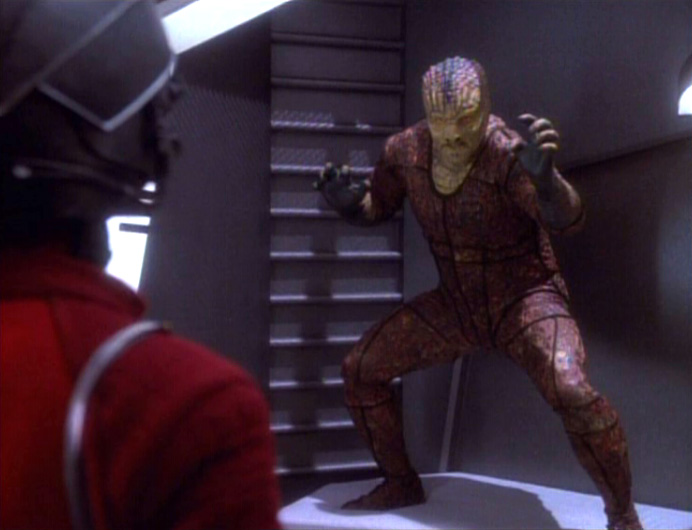 star-trek-ds9-pursuit-tosk-in-cell