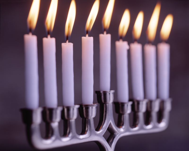 chanukah-candles