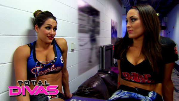 600px x 338px - Bella Twins â€“ Place to Be Nation